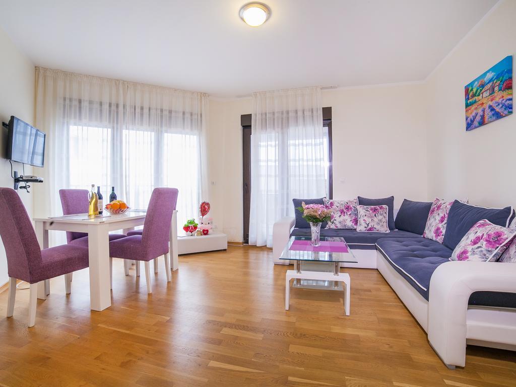 Bel&Rus Sea Apartment Budva Eksteriør billede